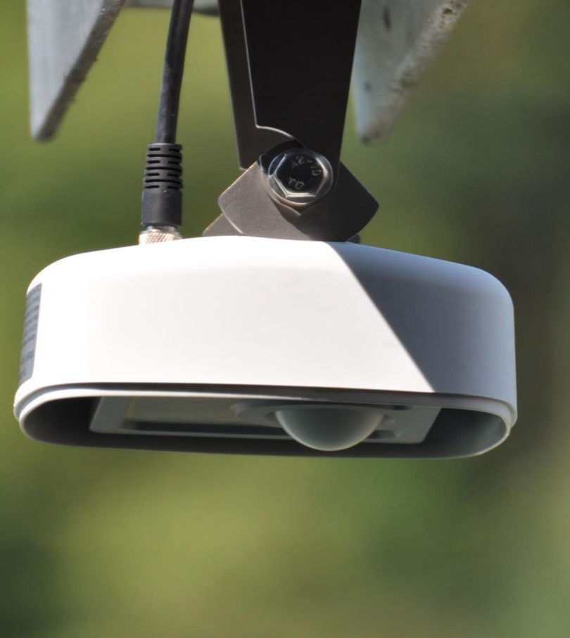 Datalogger IoT con sensore radar per la misura del livello